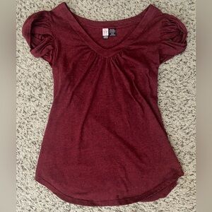 [SOLD] Burgundy 2000’s Short Sleeve Top
